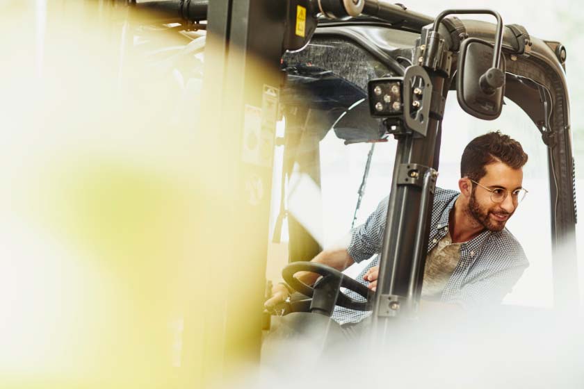 What Does a Forklift Operator Do? Randstad USA