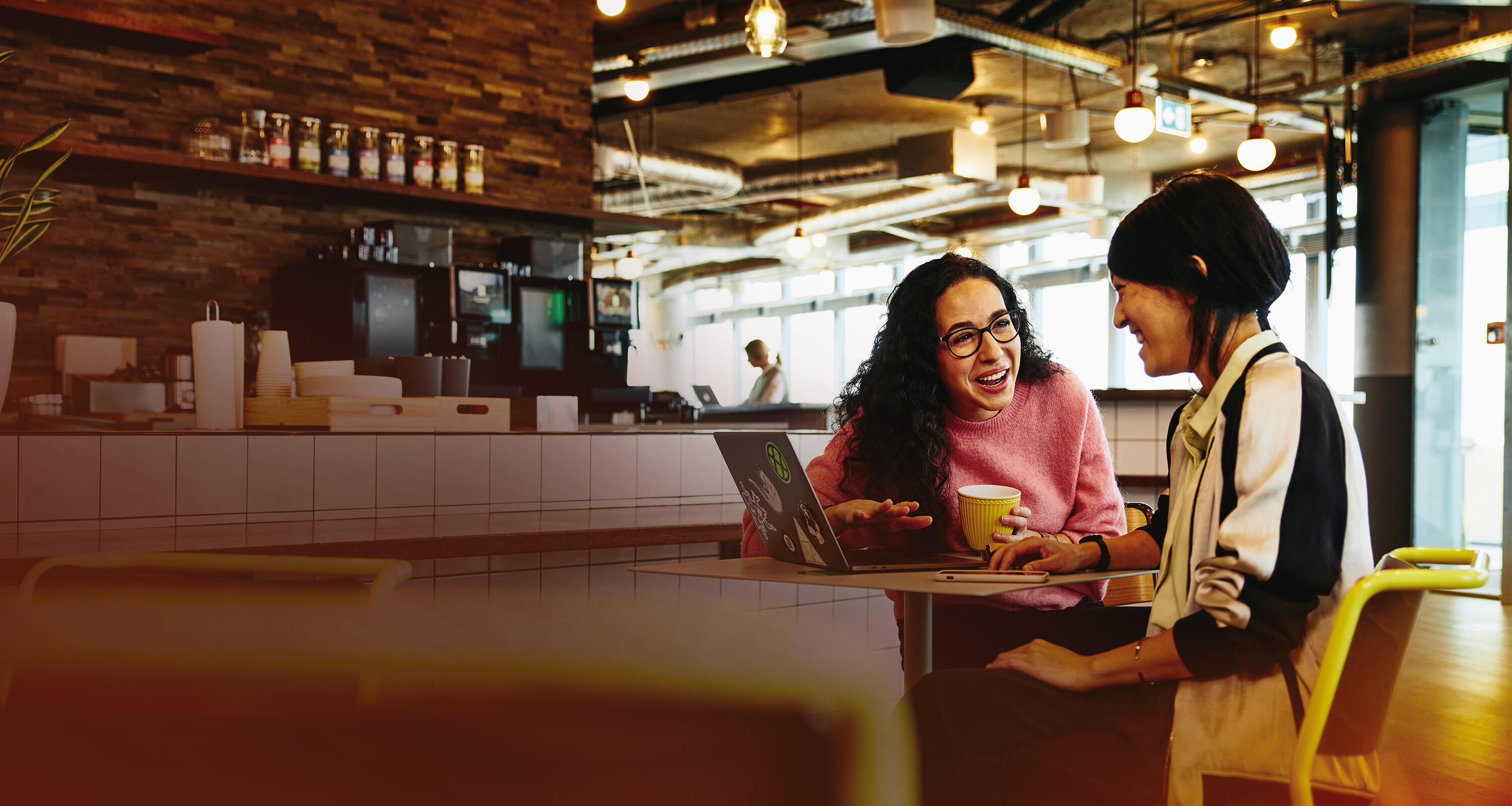 chatting in a cafe