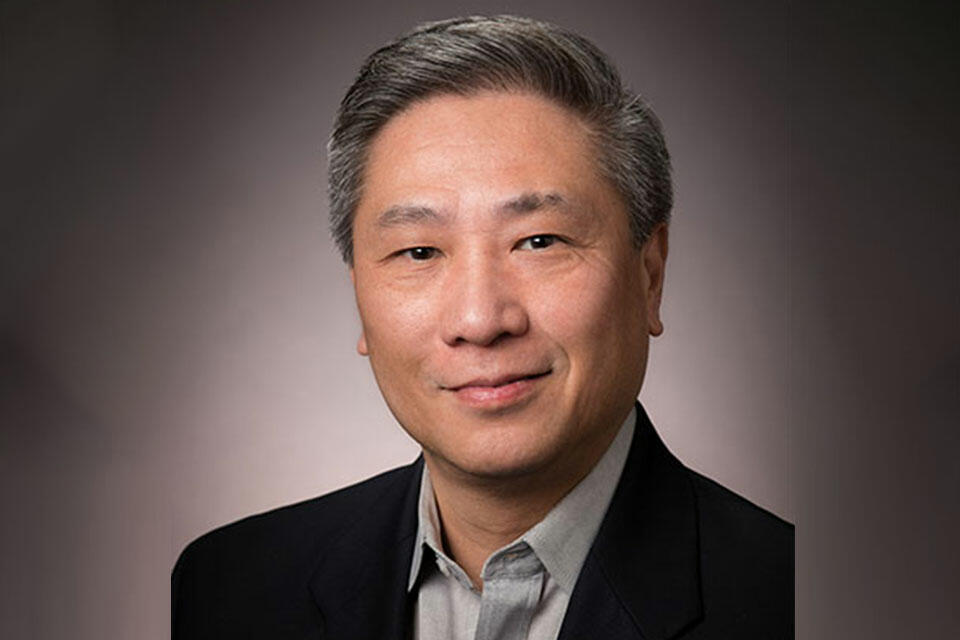 Kin Lee