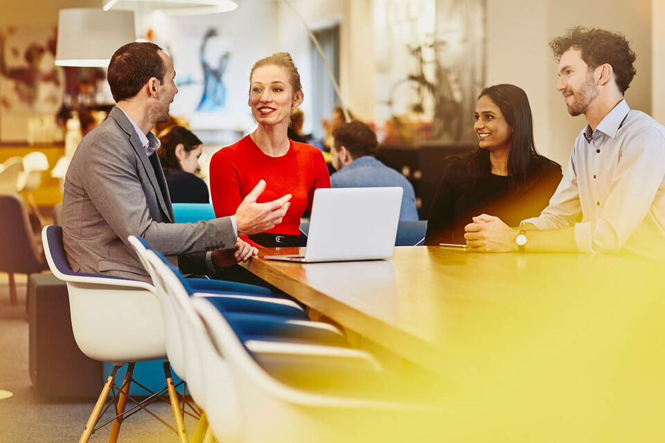 how to use the salary guide